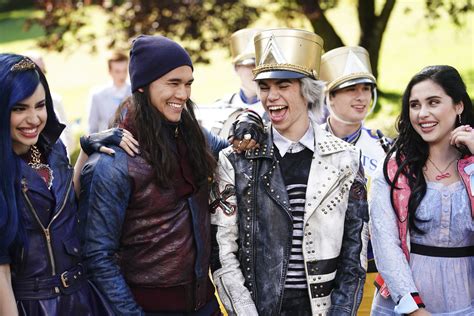 Disney Channels Descendants 3 Honored Cameron Boyce With A Heartfelt