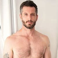 Mike Mancini Prepares To Sleep Free Ujizz HD Porn XHamster