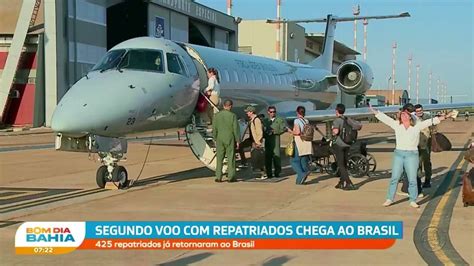 Segundo voo repatriados chega ao Brasil Cidadãos foram resgatados