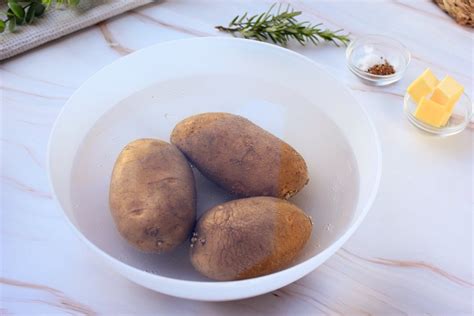 Patatas asadas en freidora de aire receta fácil sin encender el horno