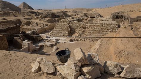 Egypt: Dozens of 3,000-year-old coffins and mummies discovered in ...