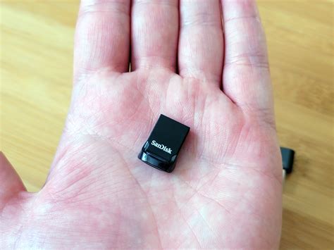 Sandisk Ultra Fit Review A Slim Simple Flash Drive That Blends Right