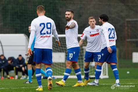 Hajduk S Svladao Kalcer Radomlje U Prvoj Pripremnoj Utakmici U