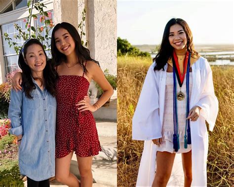 Dàn ái nữ nhà sao Việt xinh như hot girl khi đi học Ở trường ăn mặc giản dị chứ lên đồ thì