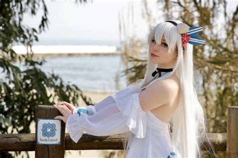 God Kiana (Summer Outfit) Cosplay! : r/houkai3rd