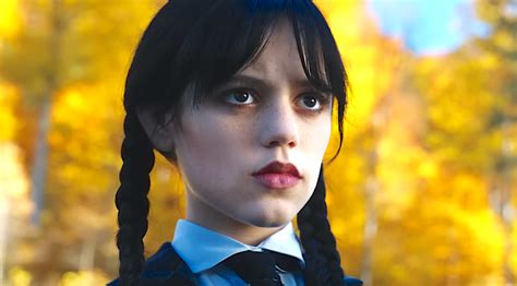 WEDNESDAY (2022): New Trailer Starring Jenna Ortega, Christina Ricci ...