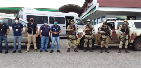 ANTT apreende 10 veículos fazendo transporte clandestino na Bahia