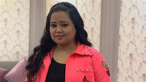 Bharti Singh Scolds Man And Says ‘mask Lagaiye Realises She Is Not