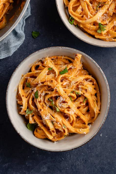 Roasted Red Pepper Pasta Sauce - Sweet Simple Vegan