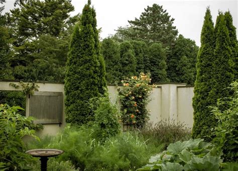 The Polished Pebble Inas Garden In The Hamptons