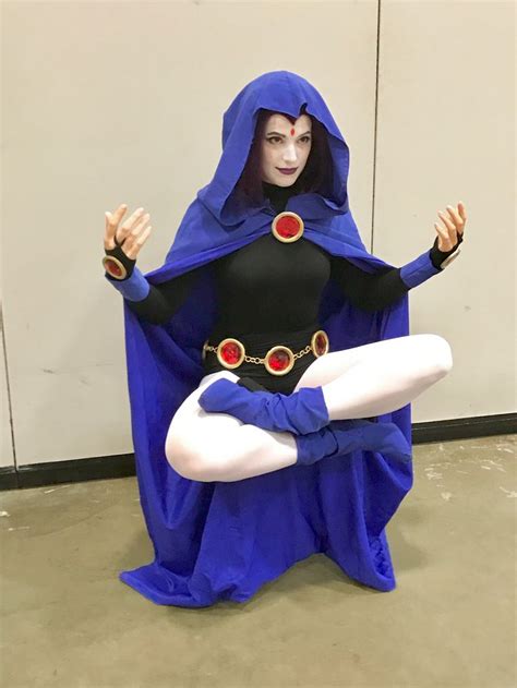 Self My First Con As Raven Awesome Con Dc Cosplay Bitly1pirklu With Images Raven