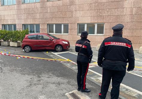 Milano Medico Aggredito Con Machete Al Policlinico LaPresse