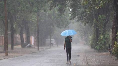 India Weather Update Imd Predicts Rainfall With Moderate Thunderstorms