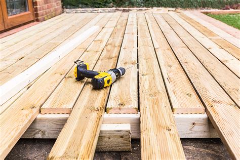 Timber Decking Information | Arnold Laver