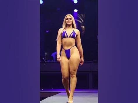 5 Hot Sexy Karen Rodriguez Bikini Pics