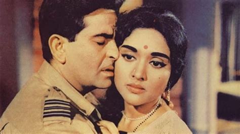 Raj Kapoor Had An Love Affair With Vyjayanthimala After Nargis Rishi