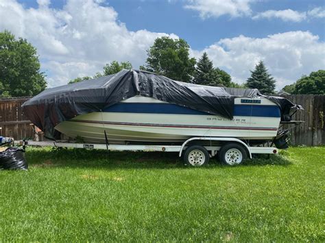 1993 Bayliner Classic 2250 Cuddy 22 Located In Fort Collins CO 1993