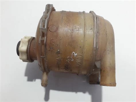 Used Expansion Tank Coolant Radiator Expansion Tank Bottle