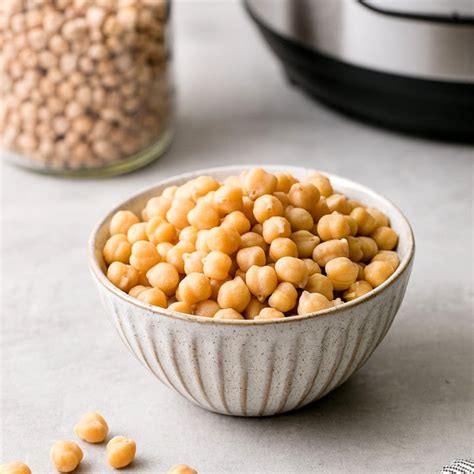 Instant Pot Chickpeas Easy No Soak Recipe The Simple Veganista