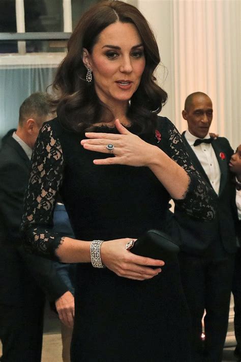 Kate Middleton borrows DAZZLING bracelet from The Queen | OK! Magazine