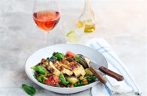 Lyxig Sallad Med Grillad Halloumi Sparris Och Vattenmelon Viva Vin O Mat