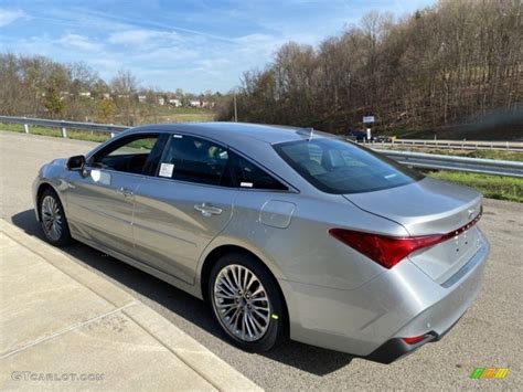 Celestial Silver Metallic Toyota Avalon Hybrid Limited