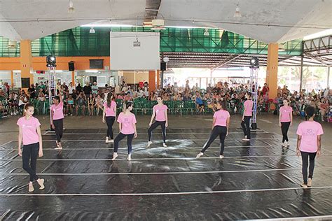 Festival De Gin Stica E Dan A Clube De Regatas