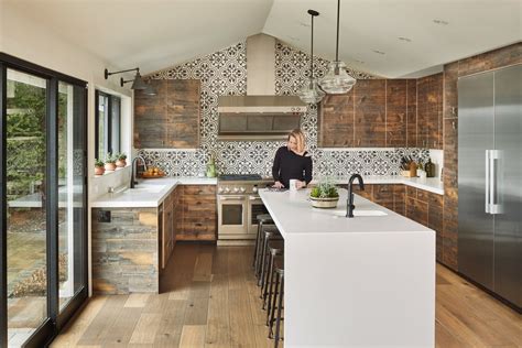 An Extreme Fixer Upper In Bellevue Gets A Beautiful Makeover The