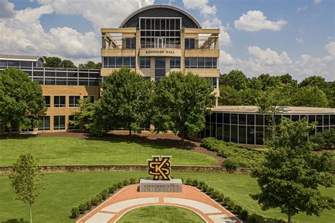 Campus diners react to the recent msu eat at state menu overhaul 1