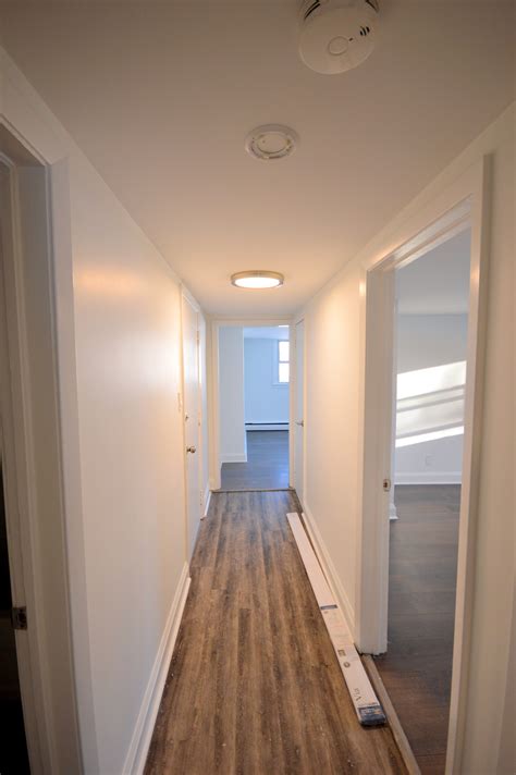 Newly Renovated 2 Bedroom Apartment Must See 1350 Hyd Strongback