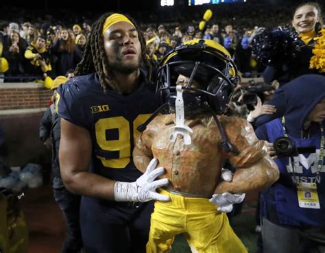 Michigan DE Mike Morris declares for 2023 NFL Draft - Maize&BlueReview