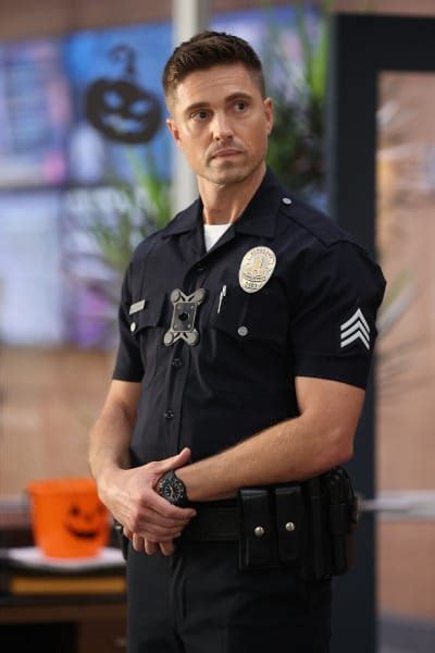 The Rookie Season 4 Spoilers: Tim's Family Comes on the Scene! - TV Fanatic