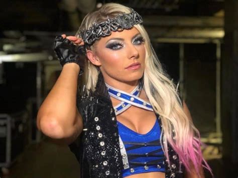 El Regreso De Alexa Bliss Al Ring En Vilo ｜ Superluchas