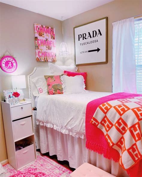 15 Preppy Dorm Room Ideas For A Bright And Colorful Dorm