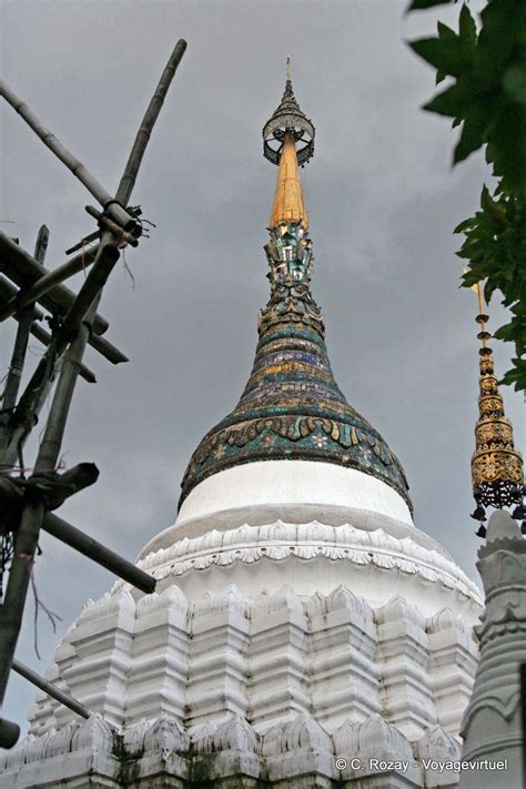 Decora O De Chedi De Wat Suan Dok Chiang Mai Temple Tail Ndia