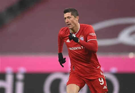 Lewandowski Wins Fifa Best Player Award Selangor Journal