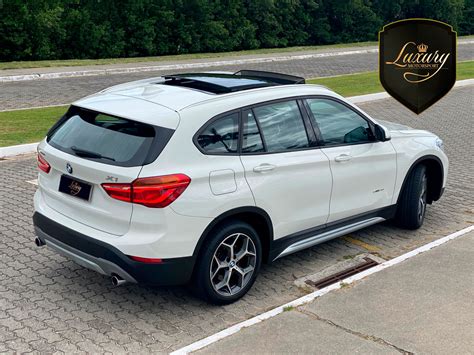 Bmw X1 2018 Sdrive20i X Line Na Cor Branca Com Teto Panoramico