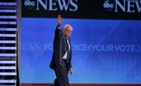 Sanders Apologizes To Clinton Supporters For Data Breach Pbs Newshour