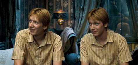 Gemelos Weasley Fred And George Weasley Weasley Twins Weasley Harry