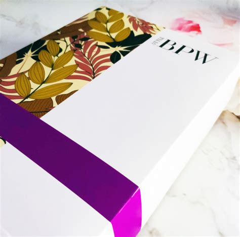 Купить Подарочный Бокс — наклейки для ногтей BPW.style
