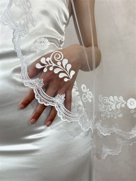 Mantilla Wedding Veil, Mexican Embroidery Veil, Short Lace Veil