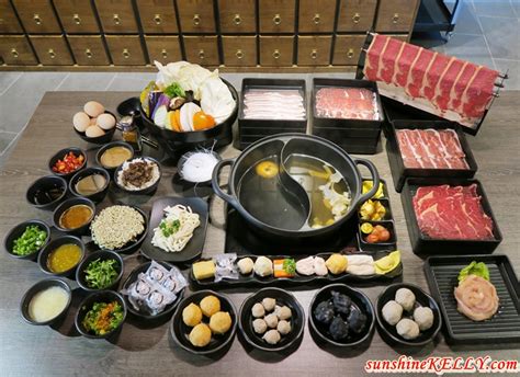 Sunshine Kelly Beauty Fashion Lifestyle Travel Fitness Chun Ciou Hot Pot 1st