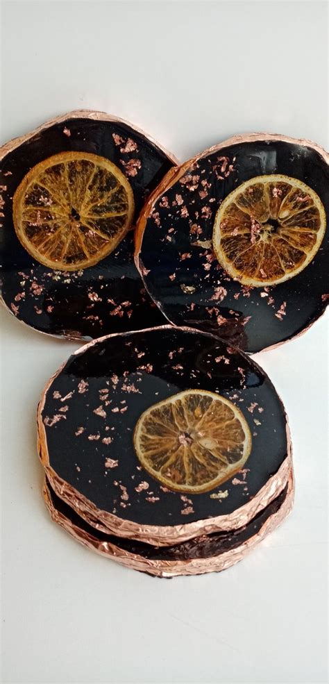 DIY Resin Crafts: Resin Art Aesthetic