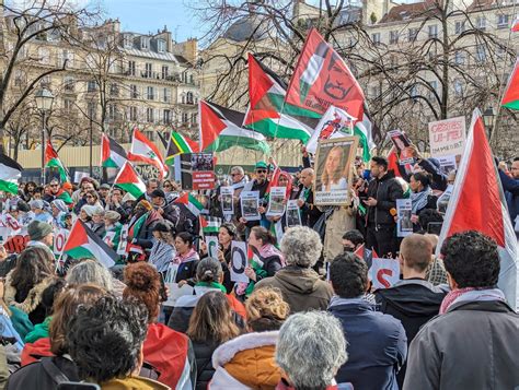 Stotine Gra Ana Na Protestu U Parizu Zaustavite Genocid U Gazi