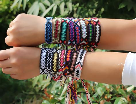 How To Make A Brazilian Bracelet FreeCourseWeb