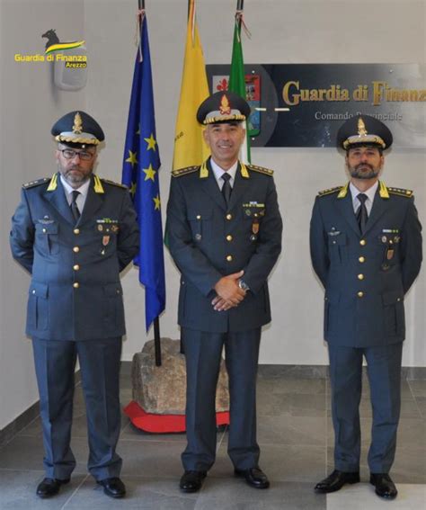 Guardia Di Finanza Avvicendamento Alla Guida Del Nucleo Di Polizia