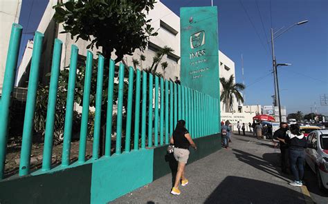 Pacientes Del Imss En El Puerto Sufren Las Altas Temperaturas Por La