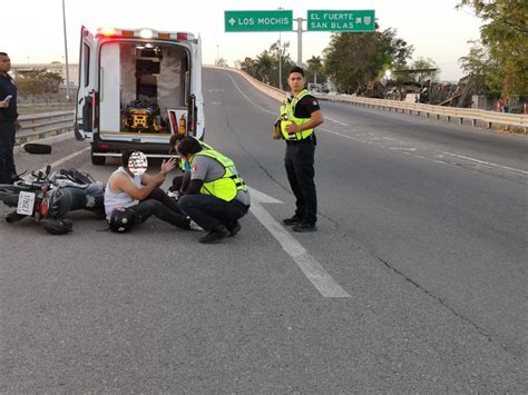 Joven Motociclista Se Lesiona Al Derrapar En El Distribuidor Vial El