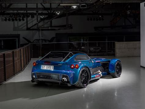 Donkervoort S First D Gto Rs Is Covered In Blue Naked Carbon Fiber Autoevolution