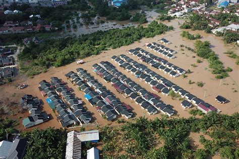 Begini Kondisi Banjir Di Perumahan Pesona Harapan Indah Pekanbaru